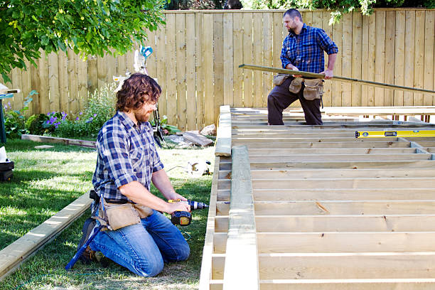Best Time for Deck Construction